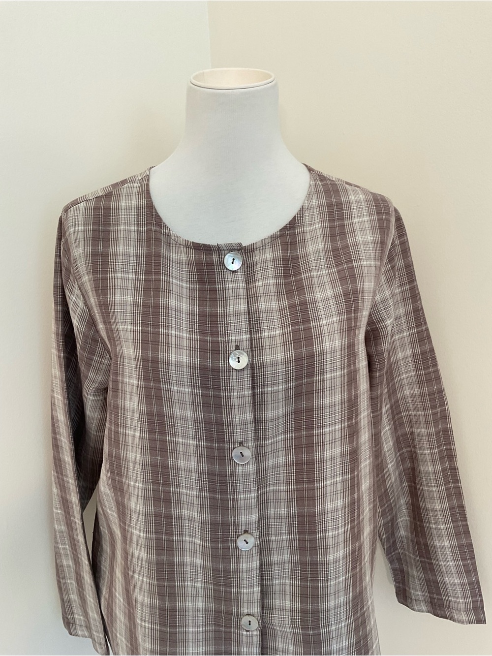 Kathy Ireland Women's Plaid Button-Down Tunic Shirt - Brown & White - Picture 2 of 7